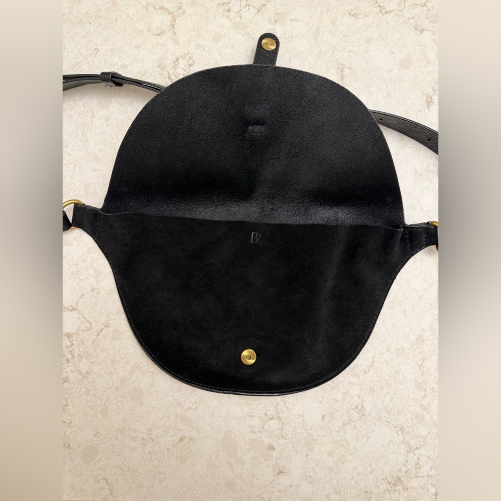 Banana Republic Black Leather Crossbody Bag - Picture 2 of 5
